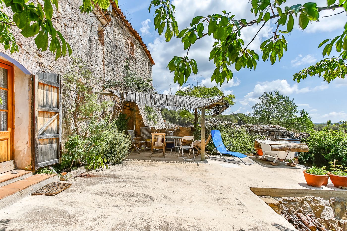 Schönes Bauernhaus zum Verkauf in Pontons