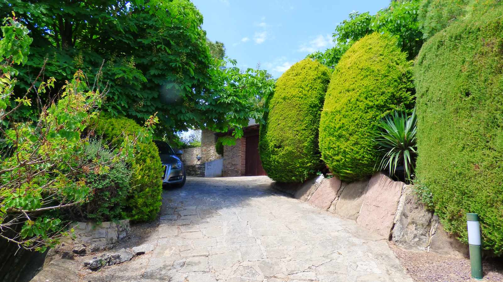 Encantadora casa con gran jardín, piscina y vistas a la venta en Moià