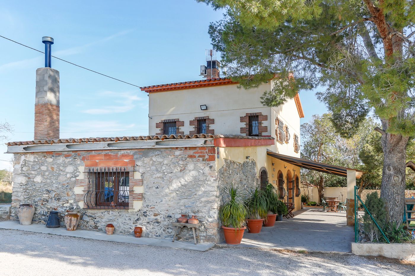 Komplett renoviertes Bauernhaus zum Verkauf in Valls