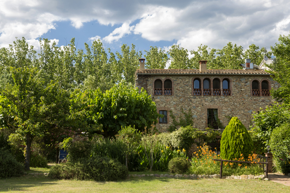 Rural tourism house for sale in la Selva