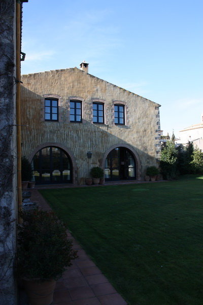 Das Bauernhaus des 18. Jahrhundert restauriert im Empordà zu verkaufen.