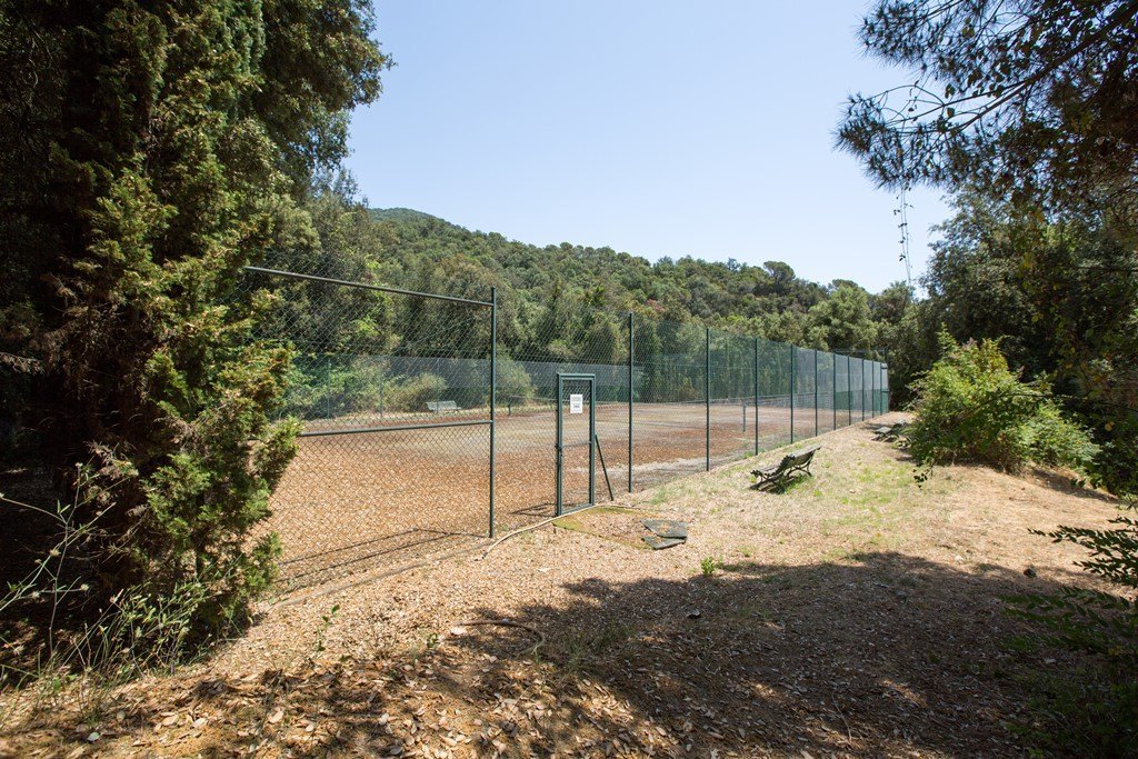 Country house with sea views. 40 hectares in  Maresme