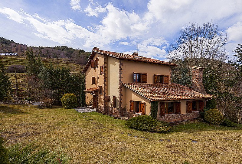 Casa en venta en Vallfogona del Ripollès