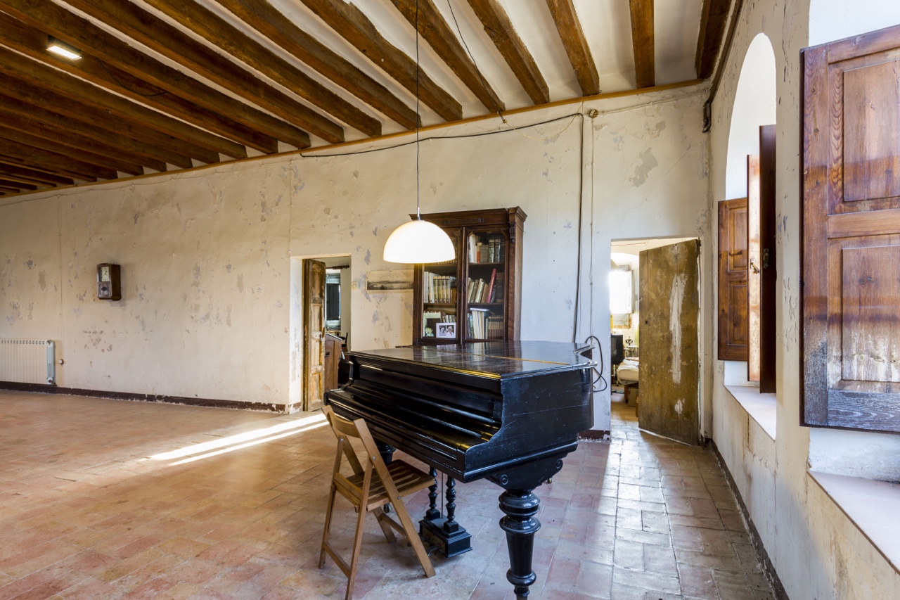 Old rectory for sale in Pla de l'Estany