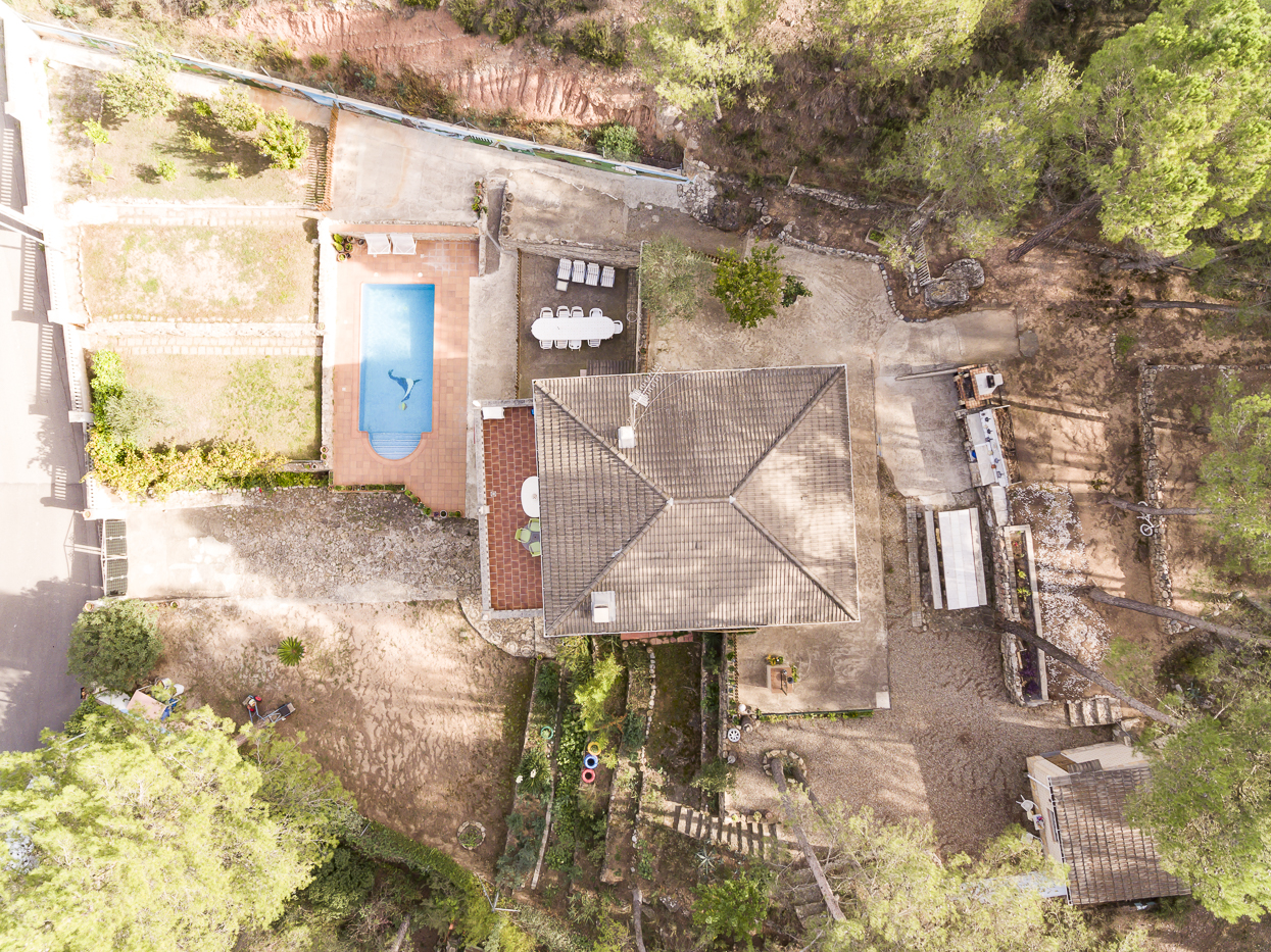 Landhaus in der Nähe von Igualada zu verkaufen, mit der Möglichkeit, das Haus zu erweitern