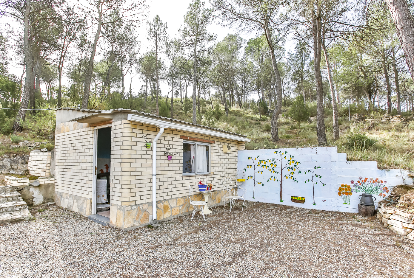 Casa de campo en venta cerca de Igualada, con posibilidad de ampliar la vivienda