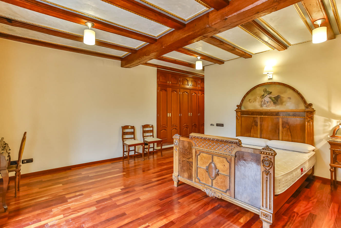 Spectacular farmhouse for sale completely renovated