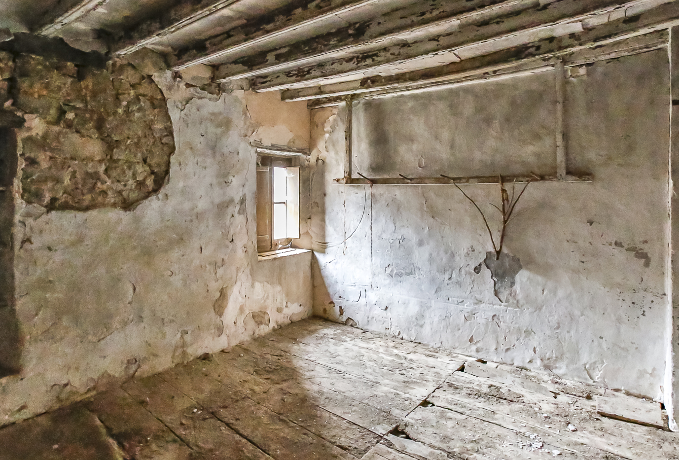 Country house to restore