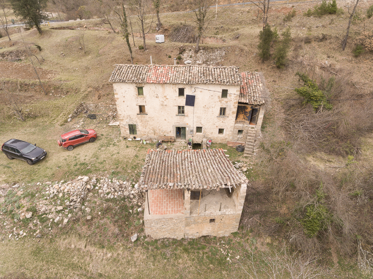 Maison de campagne à restaurer à Berguedà
